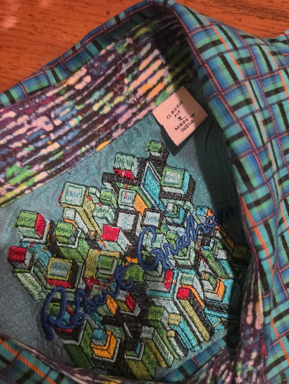 Robert Graham Like New MENS size Large